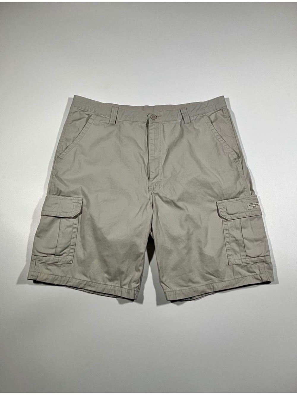 Wrangler Cargo Shorts Mens Size 40 Khaki Tan Six Pocket Casual Workwear